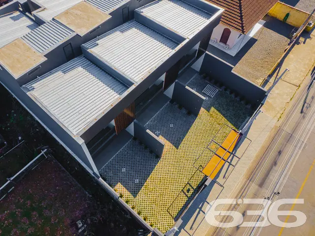 SOBRADO COM SUÍTE E 2 QUARTOS NO JARDIM IRIRIÚ
Se