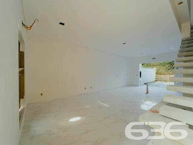 IMÓVEL DE ALTO PADRÃO COM SUÍTE + 2 QUARTOS NO BAI