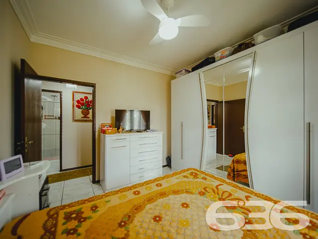 LINDA RESIDÊNCIA COM SUÍTE + 2 QUARTOS NO BAIRRO S