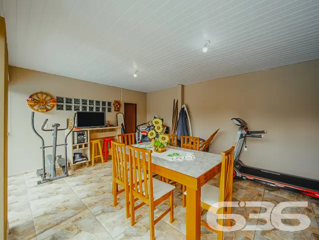 LINDA RESIDÊNCIA COM SUÍTE + 2 QUARTOS NO BAIRRO S