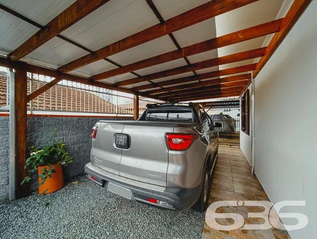 LINDA RESIDÊNCIA COM SUÍTE + 2 QUARTOS NO BAIRRO S