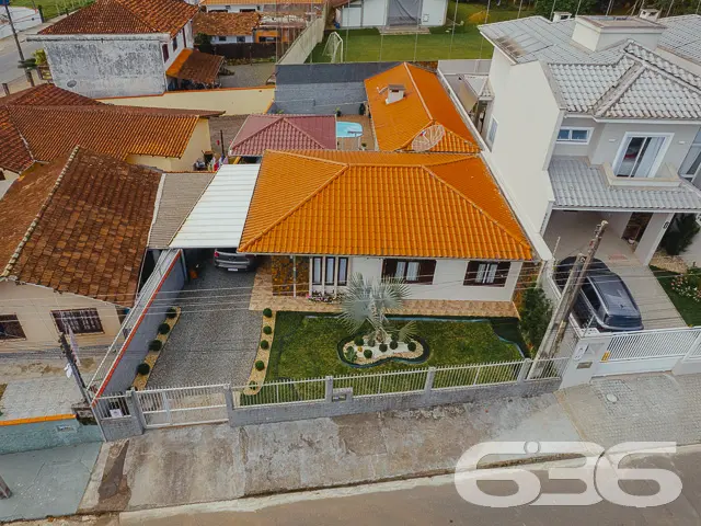 LINDA RESIDÊNCIA COM SUÍTE + 2 QUARTOS NO BAIRRO S