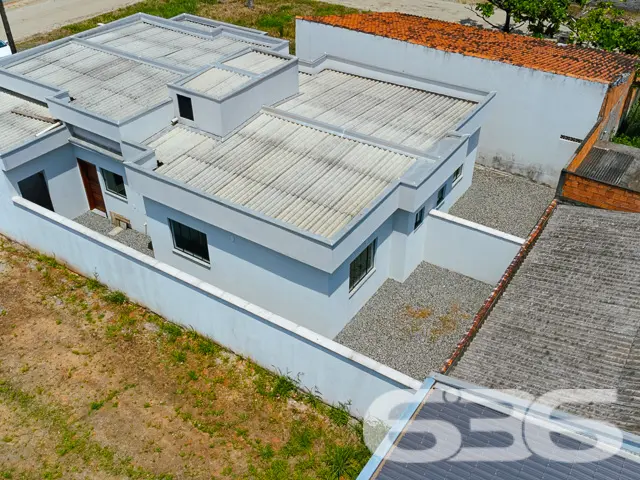 RESIDÊNCIA AVERBADA NO BAIRRO SALINAS - analisa ve