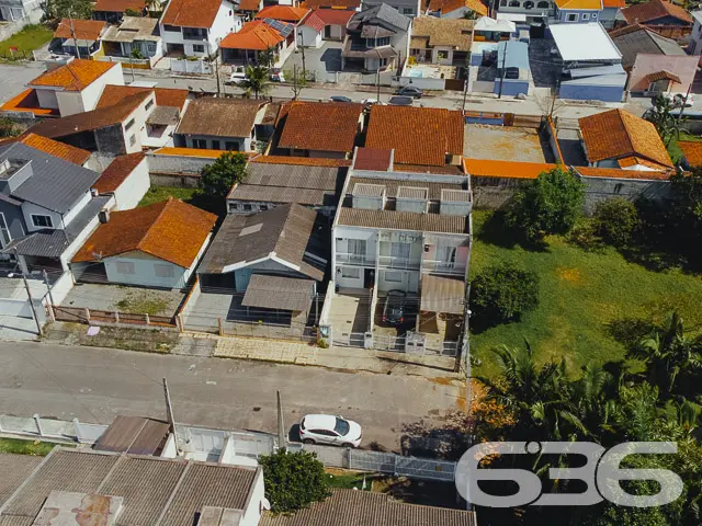 SOBRADO COM 2 DORMITĂRIOS NO BAIRRO ADHEMAR GARCIA