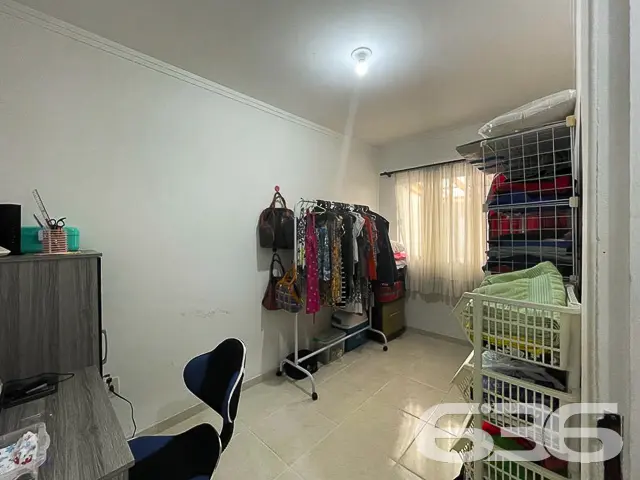 SOBRADO COM 2 DORMITĂRIOS NO BAIRRO ADHEMAR GARCIA