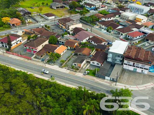 EXCELENTE TERRENO NO BAIRRO ESPINHEIROS EM JOINVIL