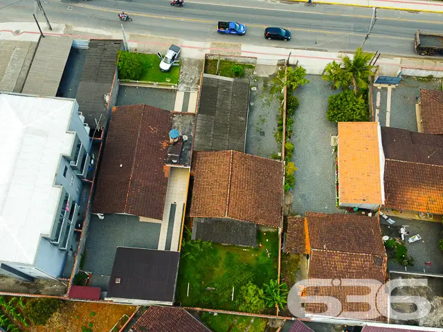 EXCELENTE TERRENO NO BAIRRO ESPINHEIROS EM JOINVIL