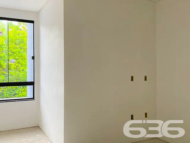 AMPLO SOBRADO COM SUÍTE + 2 QUARTOS NO BAIRRO FLOR