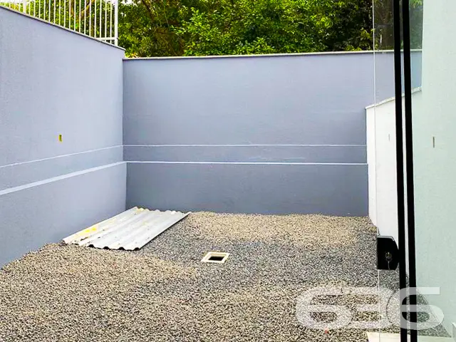 AMPLO SOBRADO COM SUÍTE + 2 QUARTOS NO BAIRRO FLOR