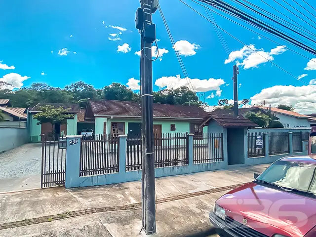 IMÓVEL COM 4 QUARTOS + EDÍCULA NO BAIRRO VILA NOVA