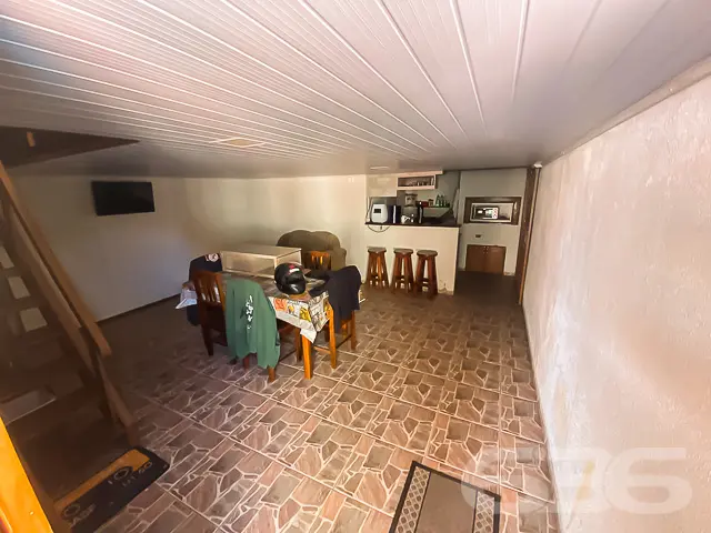 IMÓVEL COM 4 QUARTOS + EDÍCULA NO BAIRRO VILA NOVA