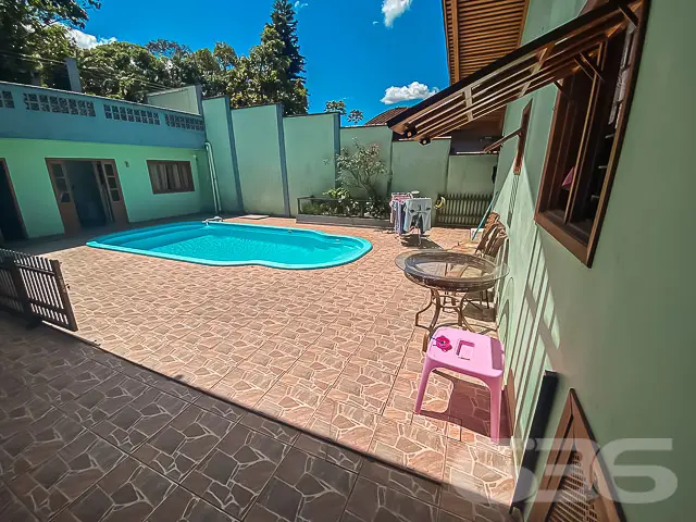 IMÓVEL COM 4 QUARTOS + EDÍCULA NO BAIRRO VILA NOVA