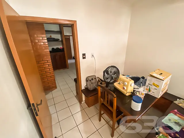 IMÓVEL COM 4 QUARTOS + EDÍCULA NO BAIRRO VILA NOVA