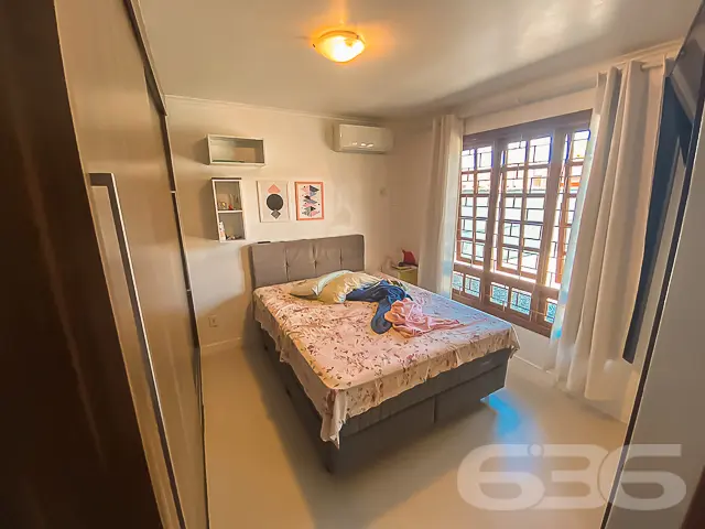 IMÓVEL COM 4 QUARTOS + EDÍCULA NO BAIRRO VILA NOVA