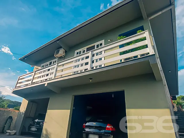 PRIMEIRA RESIDÊNCIA COM 4 QUARTOS
SEGUNDA RESIDÊN
