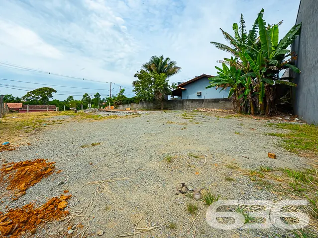 TERRENO DE ESQUINA À VENDA NO BAIRRO ITINGA, ARAQU