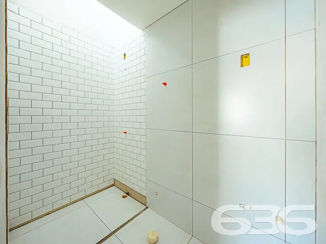 IMÓVEL COM SUÍTE + QUARTO NO BAIRRO JOÃO COSTA
Es