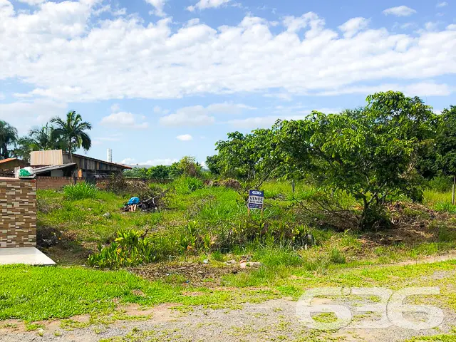EXCELENTE TERRENO À VENDA NO BAIRRO PARANAGUAMIRIM