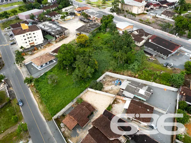 OPORTUNIDADE DE TERRENO
Apresentamos a você uma r