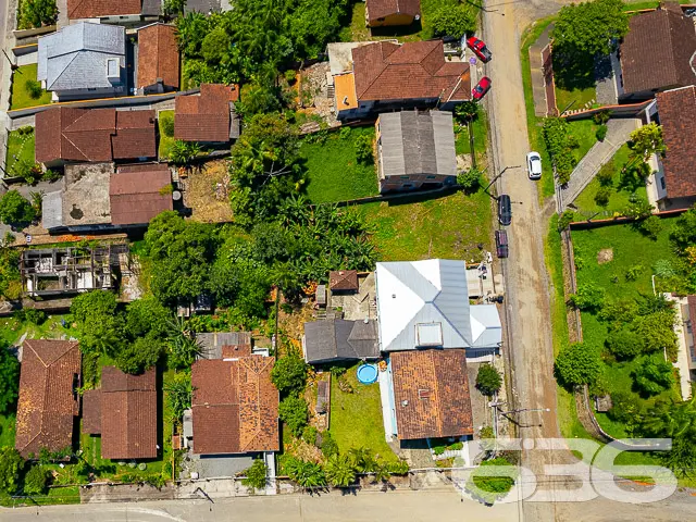 LOTE À VENDA NO BAIRRO NOVA BRASÍLIA
Essa é uma o