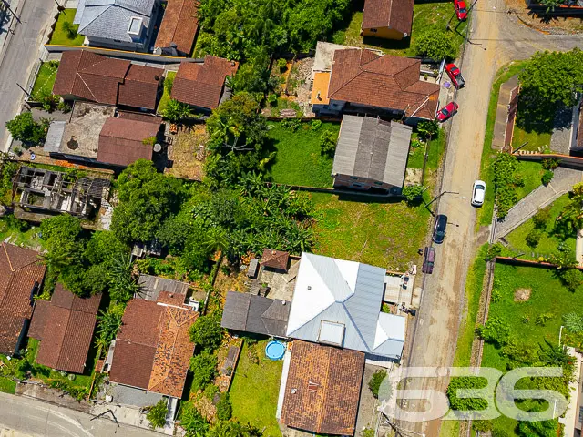LOTE À VENDA NO BAIRRO NOVA BRASÍLIA
Essa é uma o