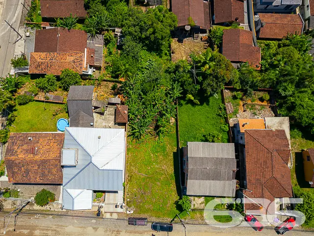 LOTE À VENDA NO BAIRRO NOVA BRASÍLIA
Essa é uma o