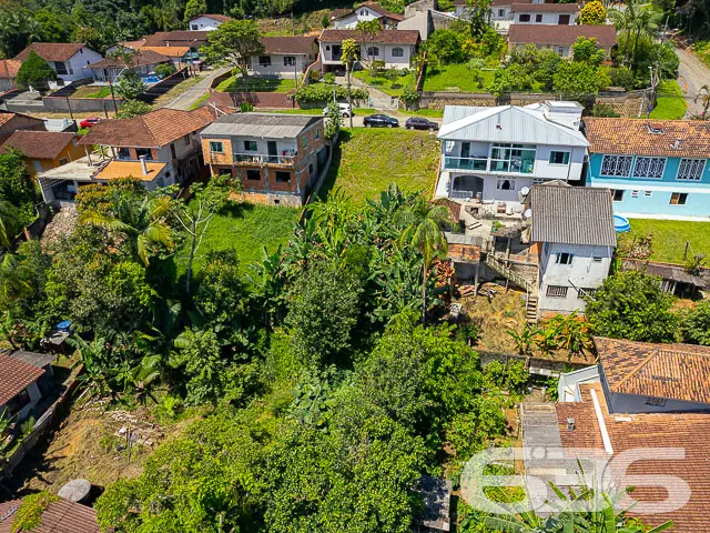 LOTE À VENDA NO BAIRRO NOVA BRASÍLIA
Essa é uma o