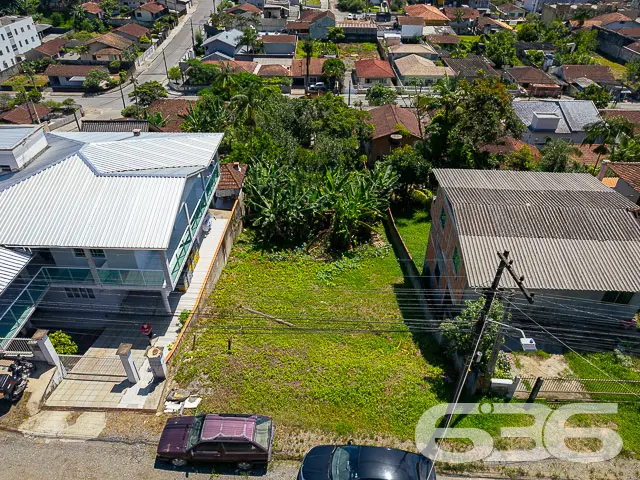 LOTE À VENDA NO BAIRRO NOVA BRASÍLIA
Essa é uma o