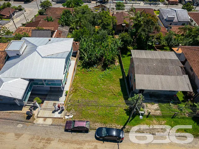 LOTE À VENDA NO BAIRRO NOVA BRASÍLIA
Essa é uma o