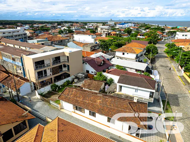 IMÓVEL DE ALTO PADRÃO PERTO DA PRAIA - COM SUÍTE M