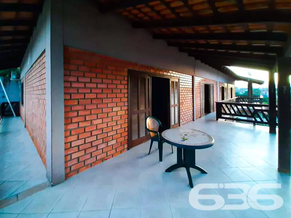 OPORTUNIDADE DE SOBRADO COM 3 QUARTOS NO BAIRRO F