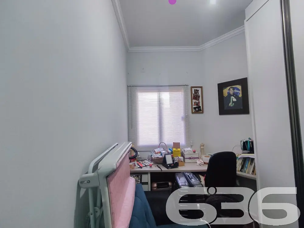 SOBRADO COM SUÍTE + 2 QUARTOS NO BAIRRO COSTA E SI