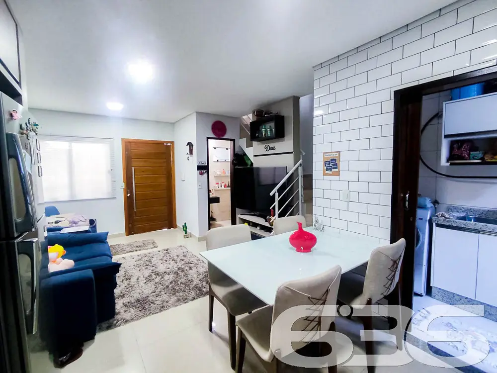 SOBRADO COM SUÍTE + 2 QUARTOS NO BAIRRO COSTA E SI