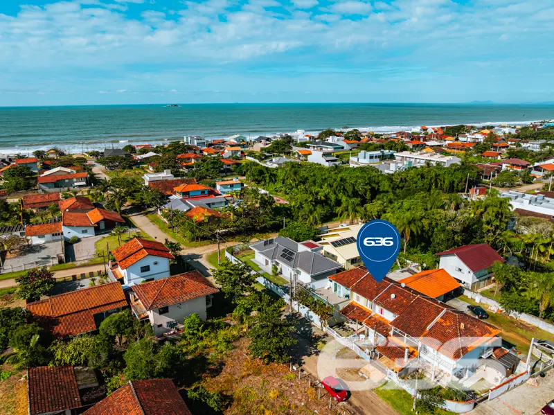 Seu novo lar de veraneio a poucos passos do mar!
A