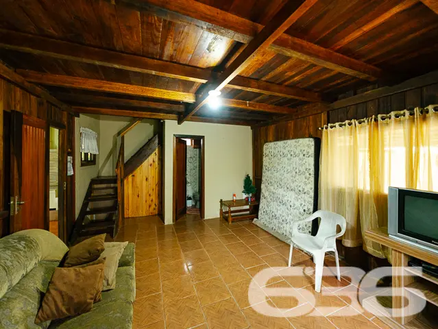 VENDE-SE DUAS CASAS EM MINI CHÁCARA A 300M DA LAGO