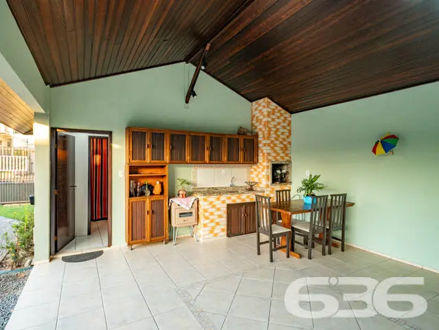 SOBRADO COM SUĂTE + QUARTO NO BAIRRO COSTA E SILVA