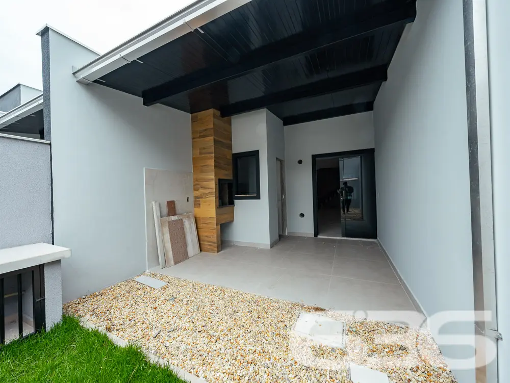 EXCELENTE SOBRADO COM SUÍTE + 2 QUARTOS NO BAIRRO