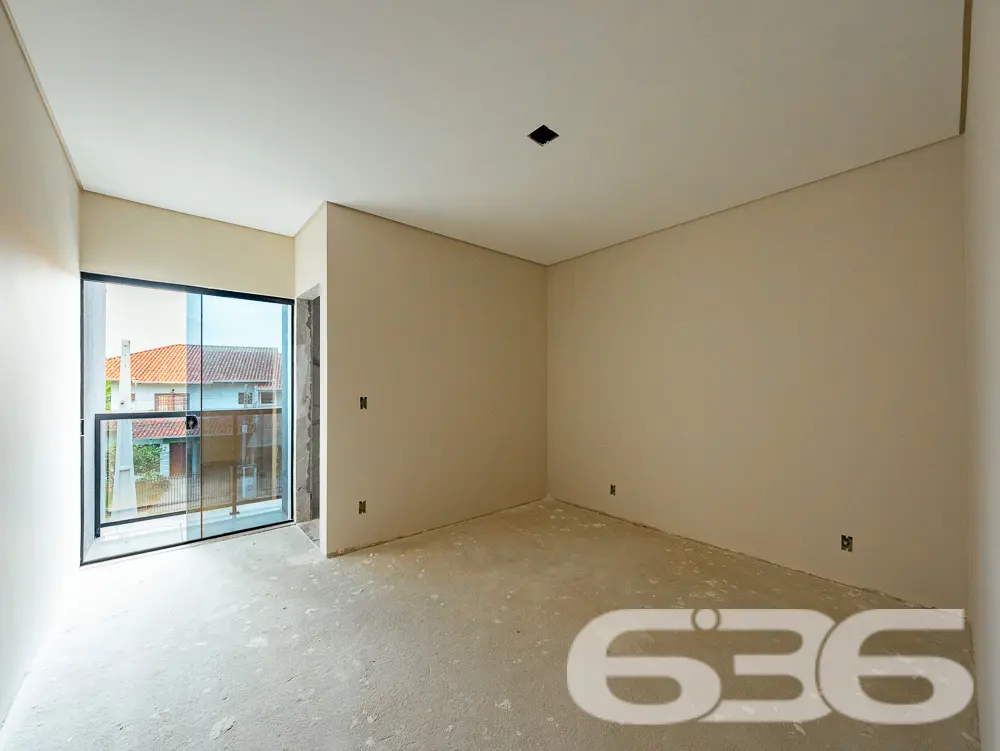 EXCELENTE SOBRADO COM SUÍTE + 2 QUARTOS NO BAIRRO