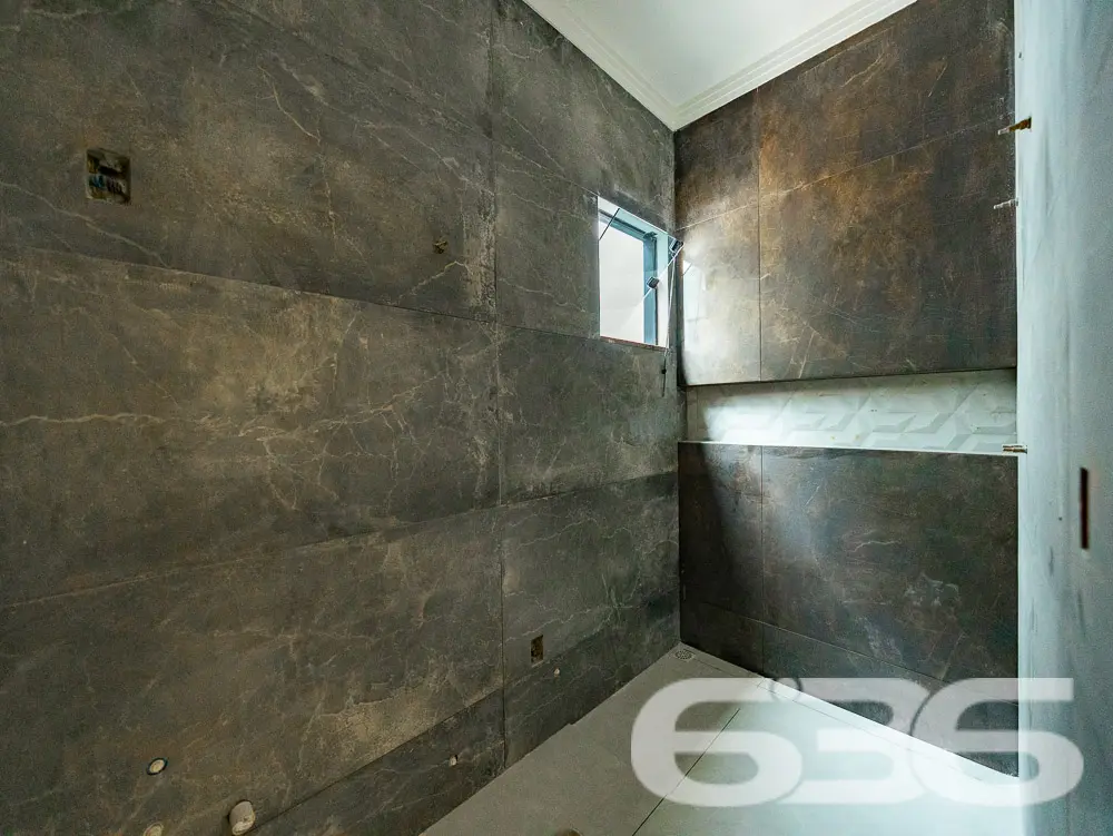 EXCELENTE SOBRADO COM SUÍTE + 2 QUARTOS NO BAIRRO