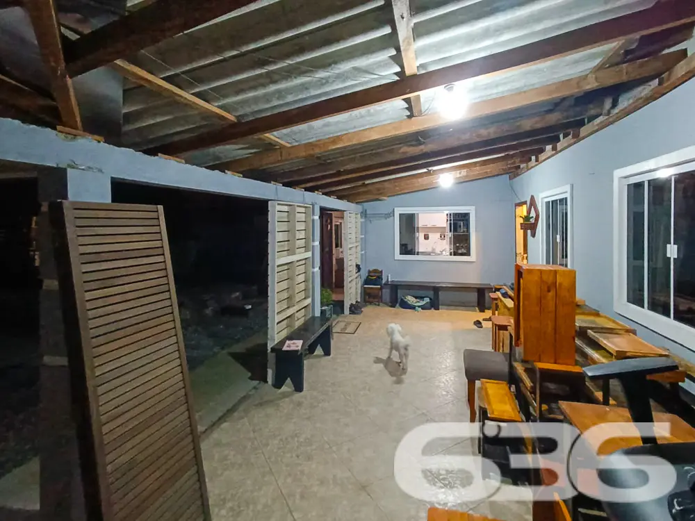 IMÓVEL COM 2 DORMITÓRIOS NO BAIRRO JARDIM PARAÍSO