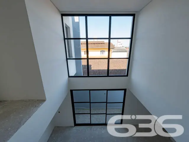 SOBRADO DE ALTO PADRÃO NO BAIRRO IRIRÚ - COM SUÍTE
