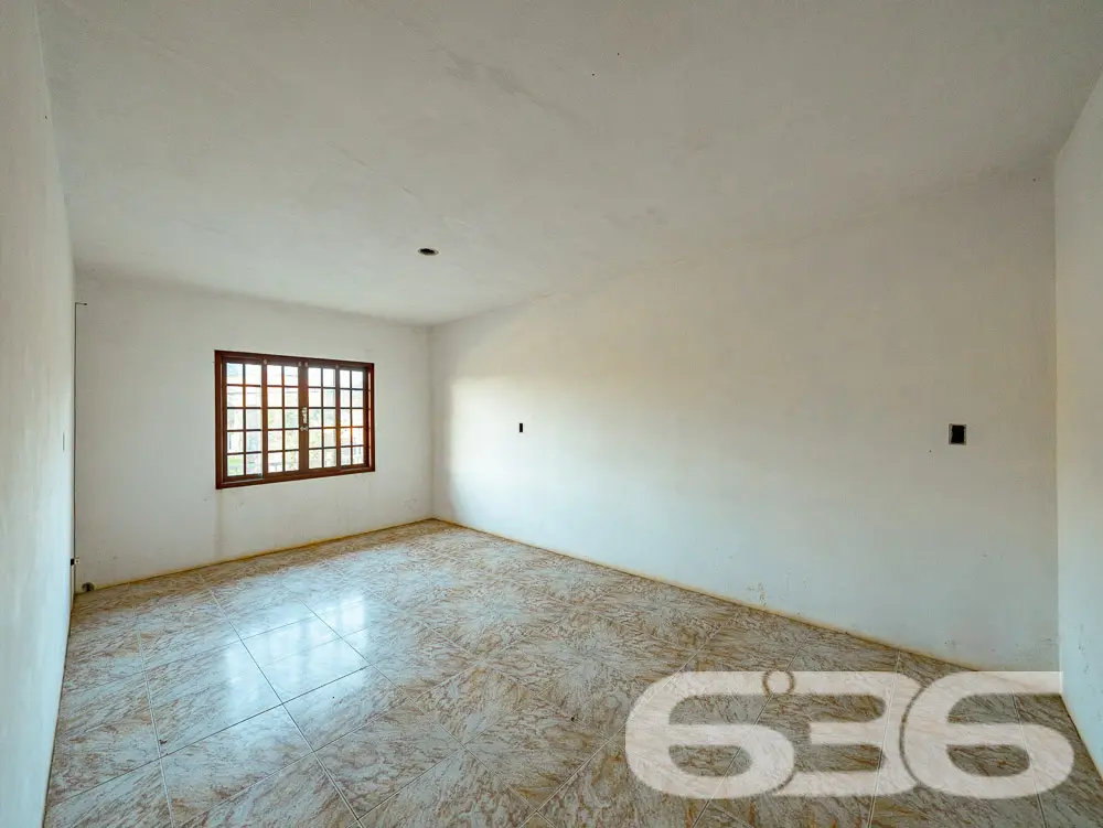 AMPLO IMÓVEL À VENDA NO BAIRRO ITAUM - OPORTUNIDAD