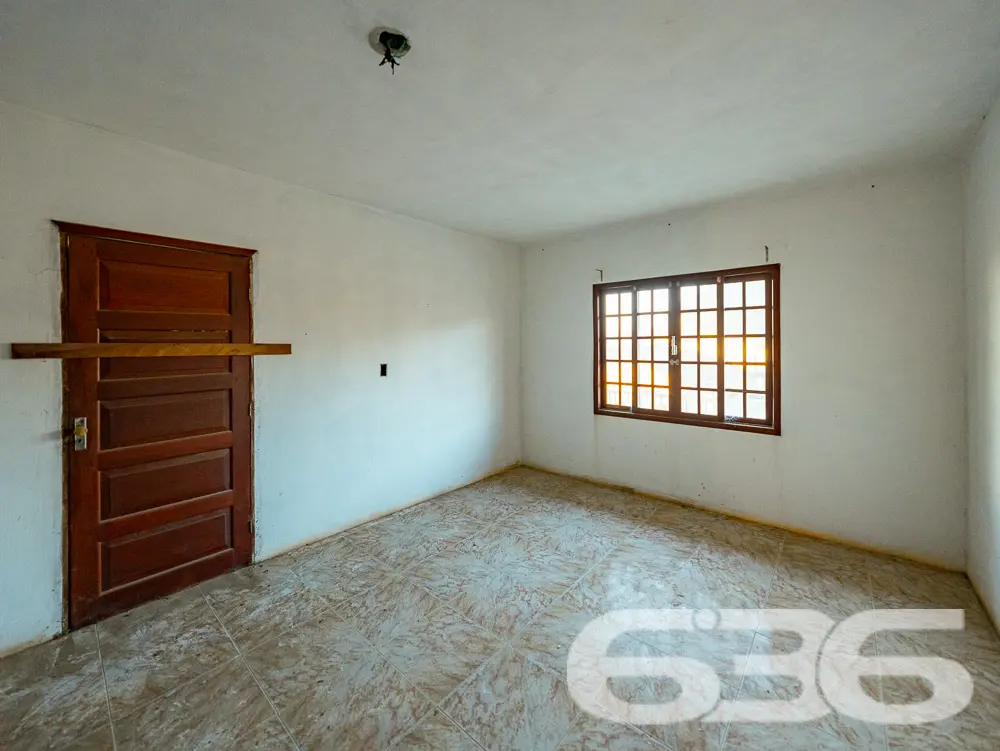 AMPLO IMÓVEL À VENDA NO BAIRRO ITAUM - OPORTUNIDAD