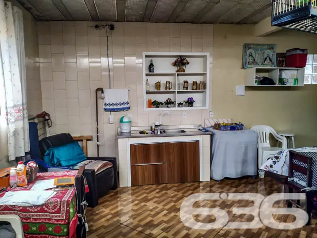 RESIDÊNCIA AMPLA COM 5 DORMITÓRIOS E VISTA PARA A