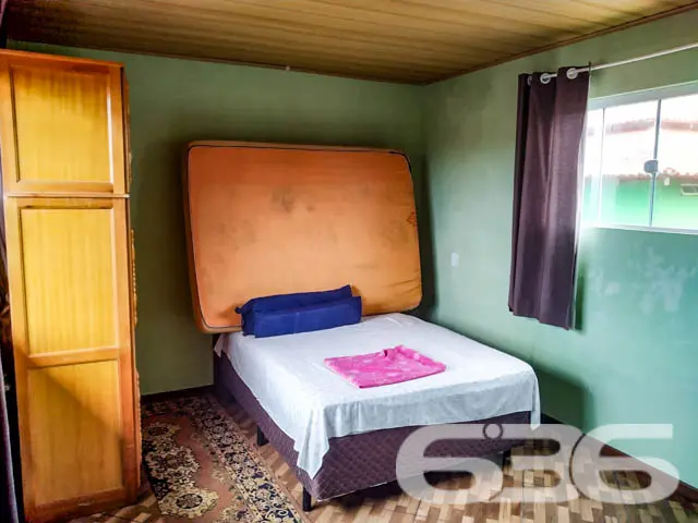 RESIDÊNCIA AMPLA COM 5 DORMITÓRIOS E VISTA PARA A