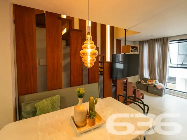 SOBRADO COM SUÍTE E CLOSET + DORMITÓRIO NO BAIRRO