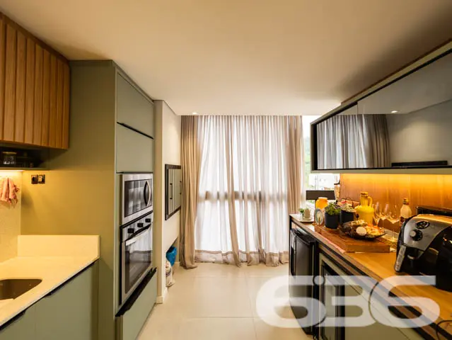 SOBRADO COM SUÍTE E CLOSET + DORMITÓRIO NO BAIRRO