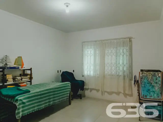 BAIRRO BUCAREIN: SOBRADO AMPLO COM SUÍTE + DORMITÓ