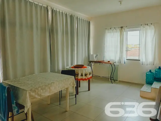 BAIRRO BUCAREIN: SOBRADO AMPLO COM SUÍTE + DORMITÓ