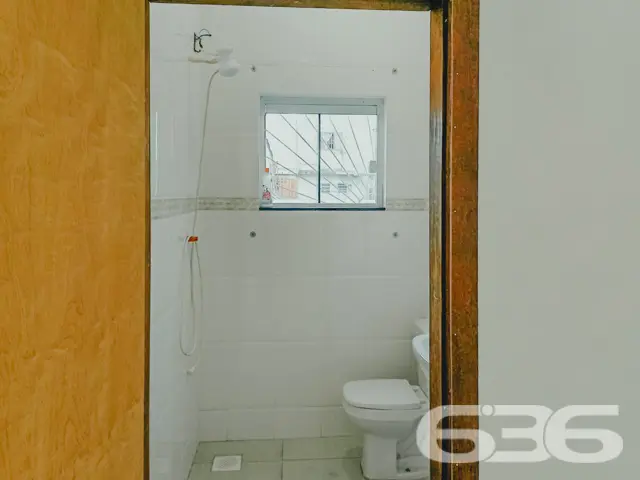 BAIRRO BUCAREIN: SOBRADO AMPLO COM SUÍTE + DORMITÓ